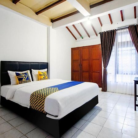 Baturetno Spot On 2107 Ijo Pupus Syariah Residence מראה חיצוני תמונה
