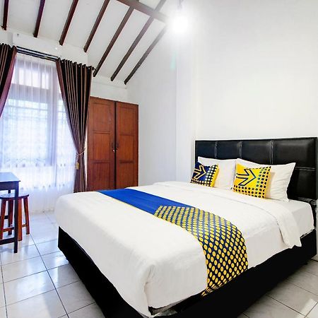 Baturetno Spot On 2107 Ijo Pupus Syariah Residence מראה חיצוני תמונה