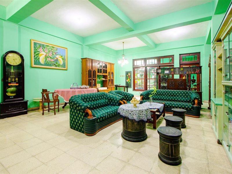 Baturetno Spot On 2107 Ijo Pupus Syariah Residence מראה חיצוני תמונה