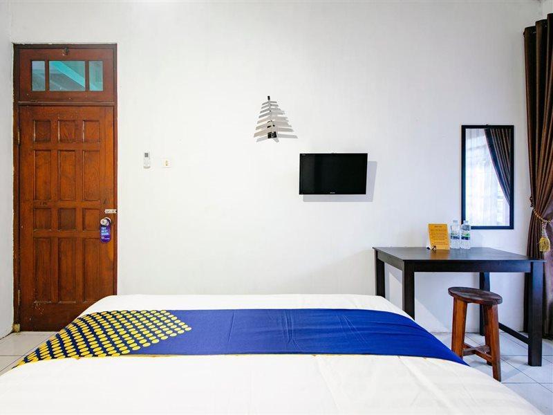 Baturetno Spot On 2107 Ijo Pupus Syariah Residence מראה חיצוני תמונה
