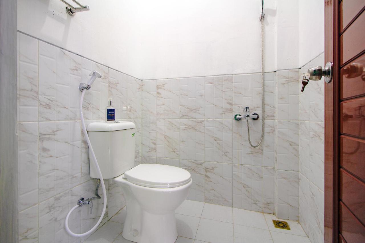Baturetno Spot On 2107 Ijo Pupus Syariah Residence מראה חיצוני תמונה