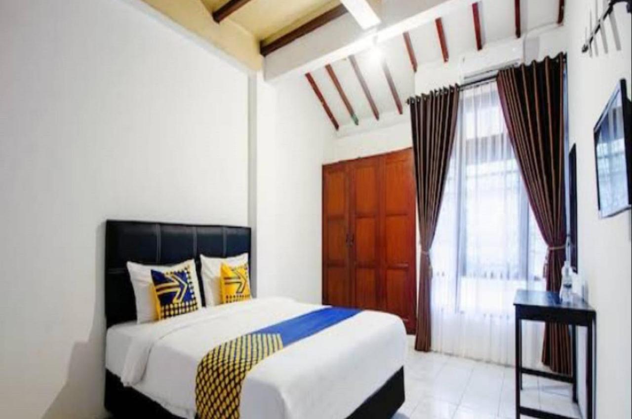 Baturetno Spot On 2107 Ijo Pupus Syariah Residence מראה חיצוני תמונה