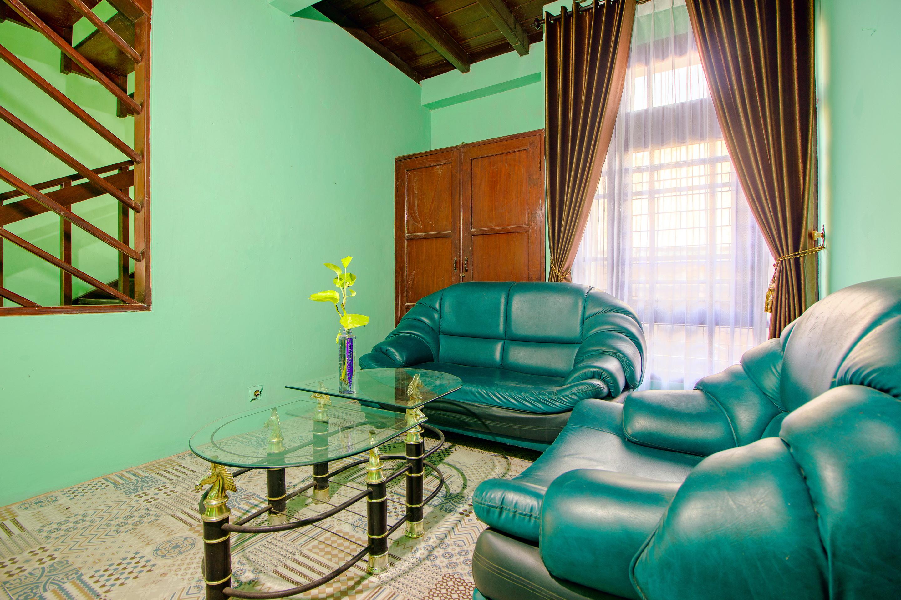 Baturetno Spot On 2107 Ijo Pupus Syariah Residence מראה חיצוני תמונה