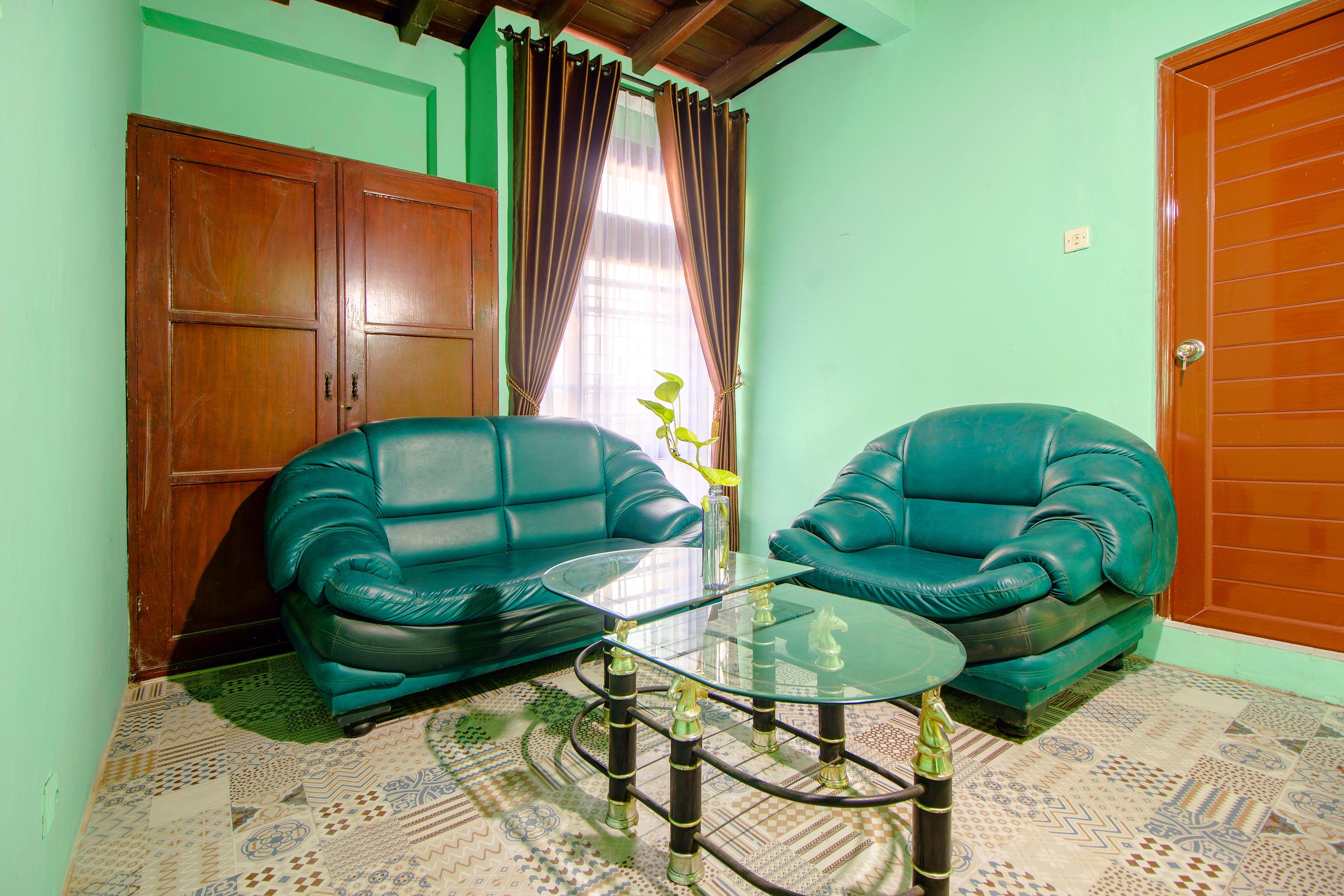 Baturetno Spot On 2107 Ijo Pupus Syariah Residence מראה חיצוני תמונה